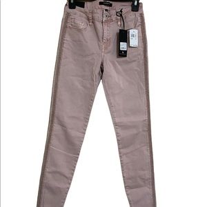 Numero Brand Vienna Skinny in Rose Dust Color Size 27. Brand New With Tags.